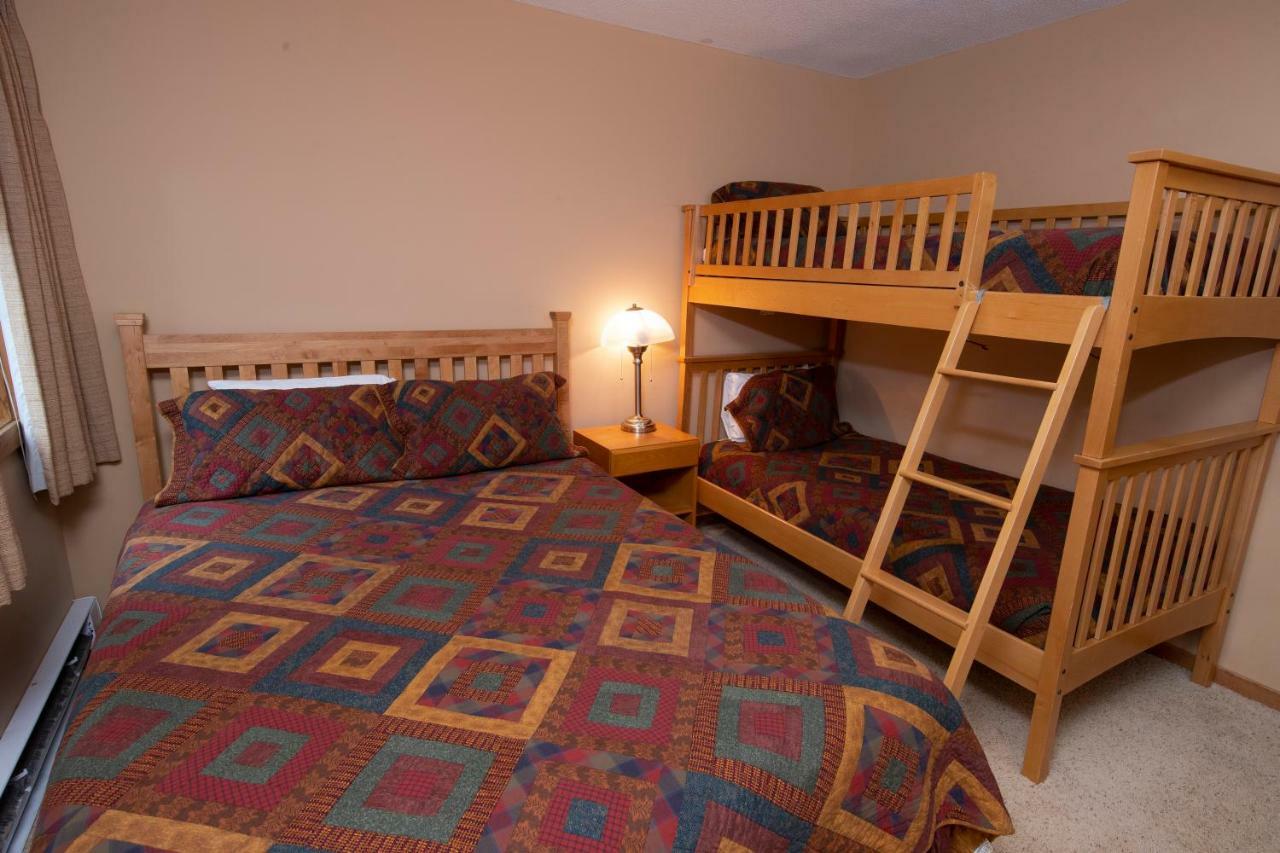 Okemo Mountain Lodging Ludlow Exterior photo